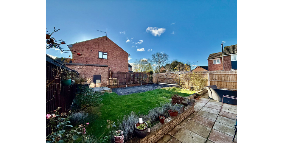 3 Maple Close, Evesham, WR11 1YF