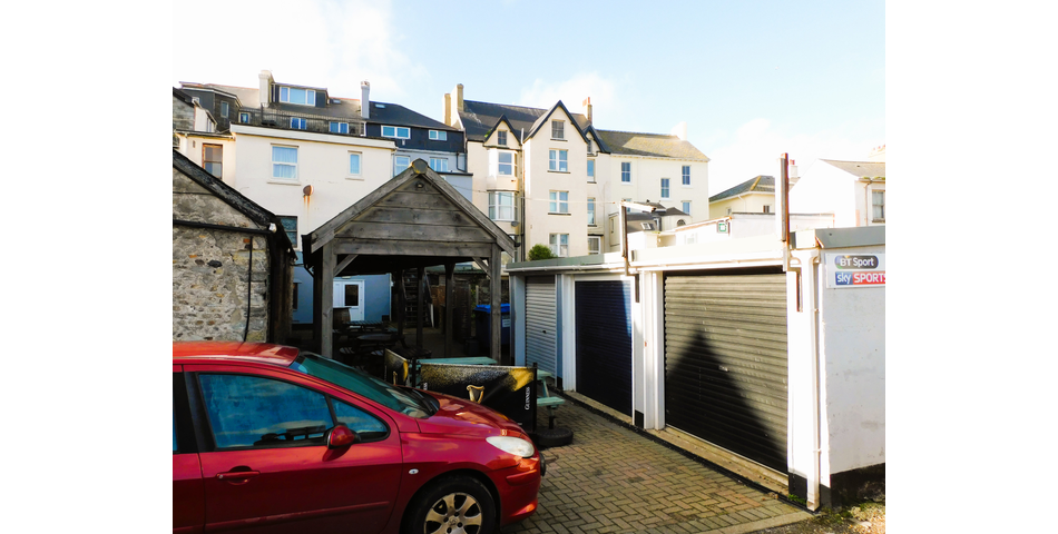 The Royal Clarence  Hotel, Harbour Road, Seaton, EX12 2LX