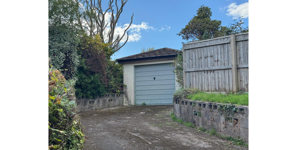 Homeleigh, 5 Arcot Gardens, Sidmouth, EX10 9HR