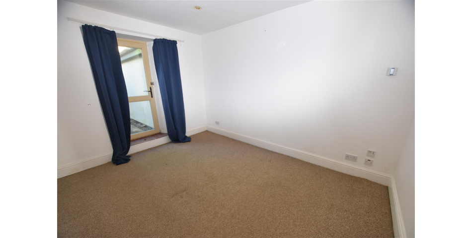 43 Clinton Road, Redruth, TR15 2LW