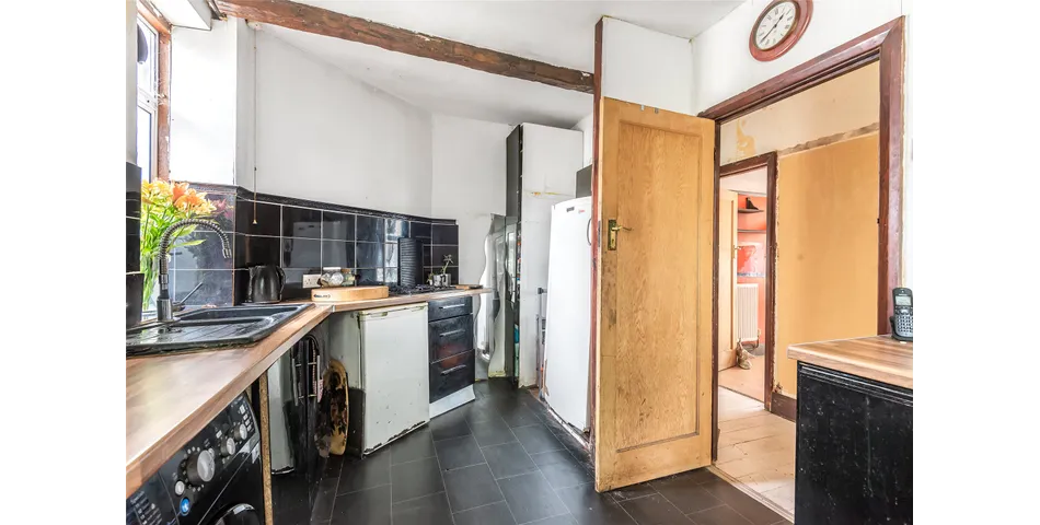 2 Stonegate Court, Buck Lane, KINGSBURY, NW9 0AL