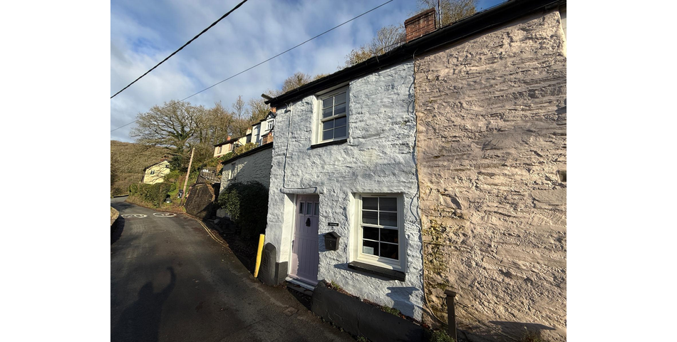 Quicks Cottage, 5 Northmoor Road, Dulverton, TA22 9DF