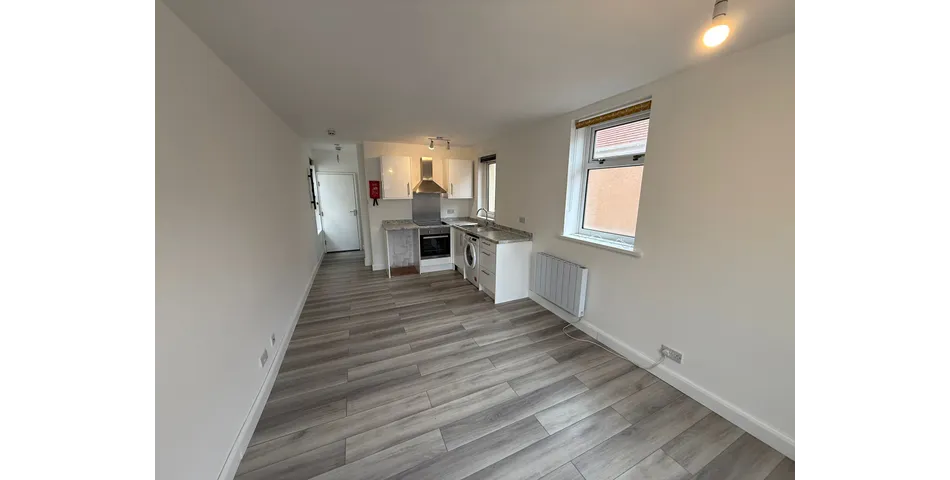 Flat 2, 26 Morton Road, Exmouth, EX8 1BA