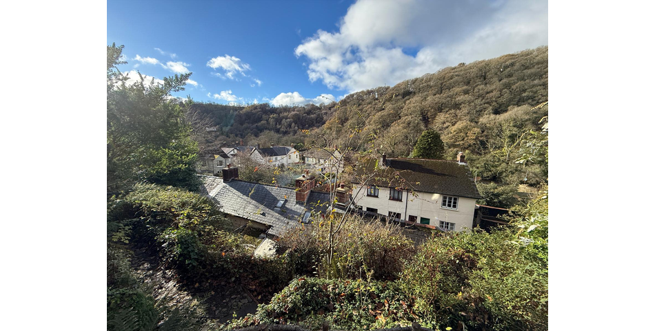 Quicks Cottage, 5 Northmoor Road, Dulverton, TA22 9DF