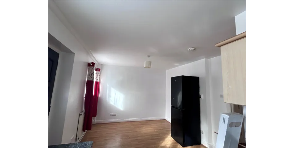 118A Pound Road, Bristol, Gloucestershire, BS15 4QT