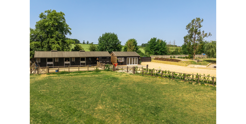 Old Bell House, Great North Road, Southoe, St. Neots, PE19 5XY