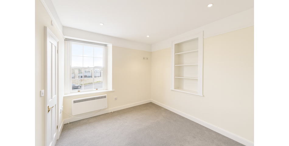 Flat 4, 22 Old Road, Chippenham, SN15 1JA